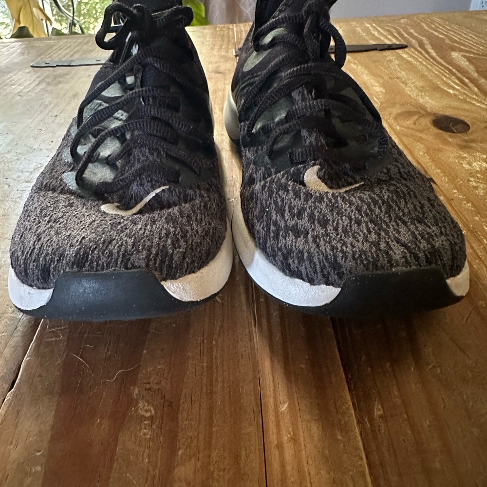 Nike Elite Shoes - Picture 11 of 12
